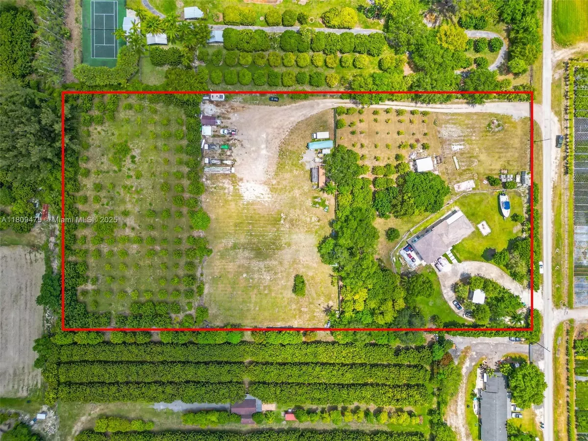 Miami, FL 33177,19050 SW 144th Ave