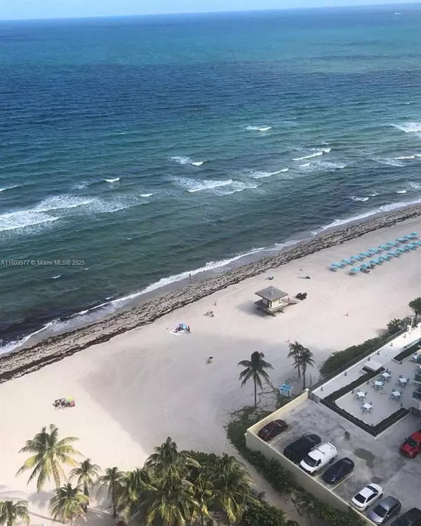 Hollywood, FL 33019,2401 S Ocean Dr #1007