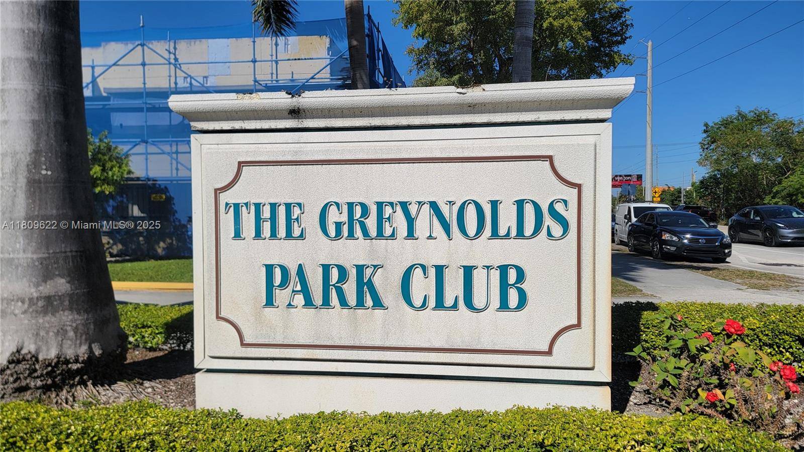 17890 W Dixie Hwy #302, Miami, FL 33160