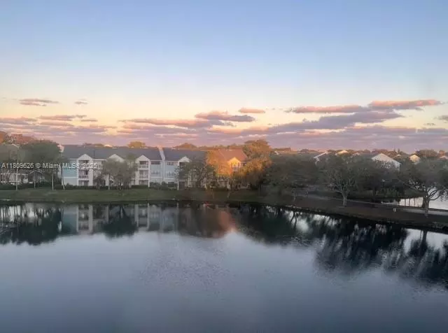 8020 Hampton Blvd #501, North Lauderdale, FL 33068