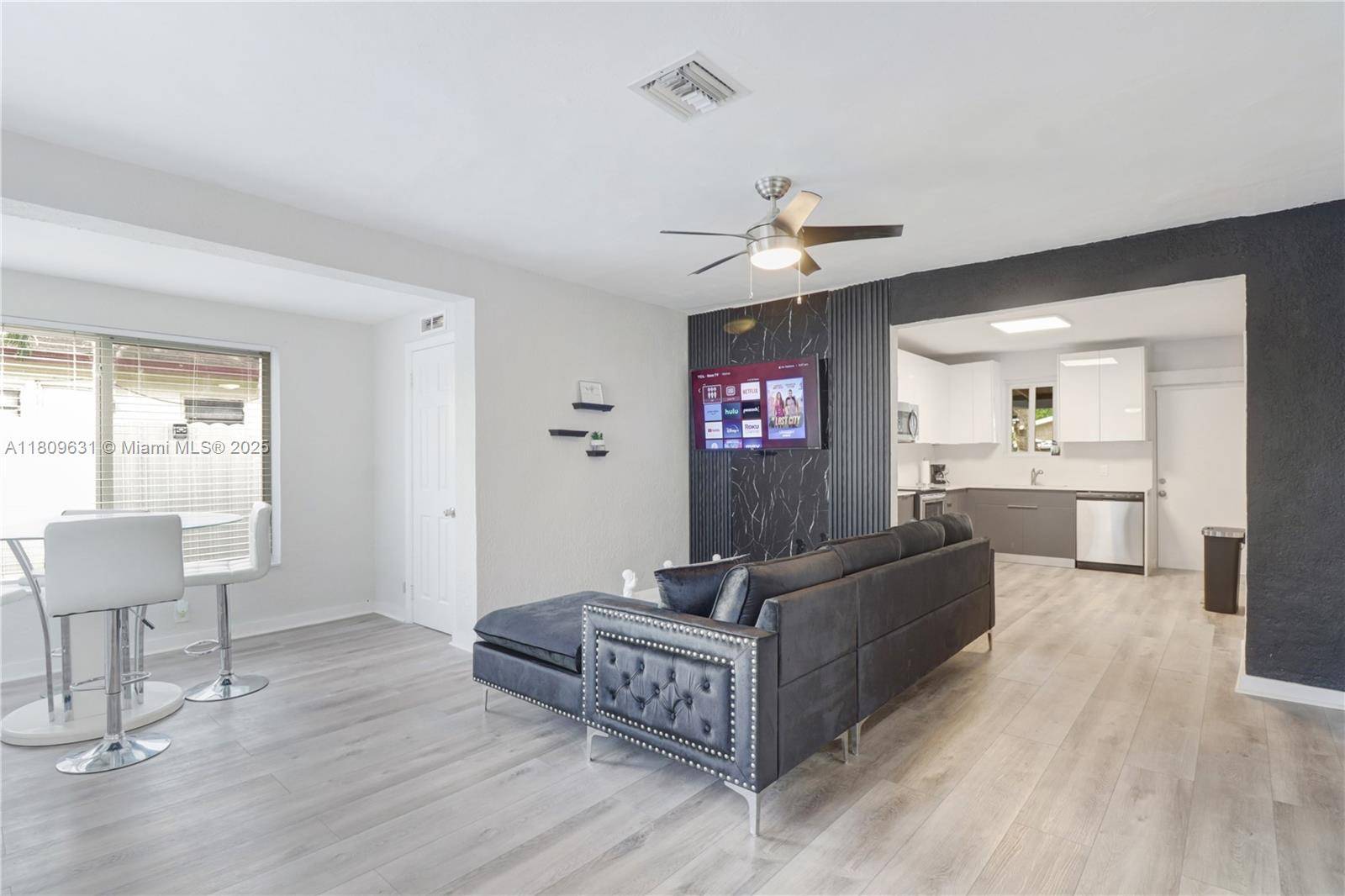 Miramar, FL 33023,6039 SW 38th St