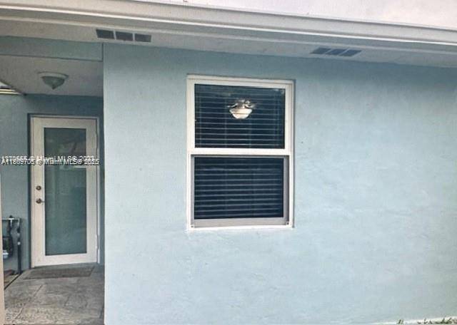 Miami, FL 33157,10011 SW 164th #1