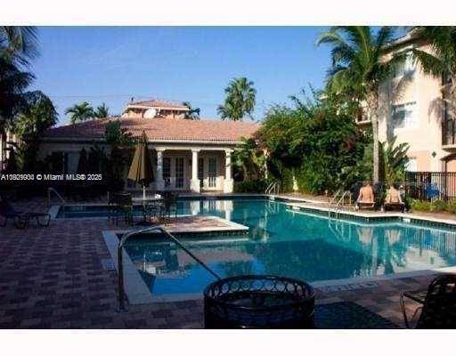 Fort Lauderdale, FL 33316,2039 SE 10th Ave #513