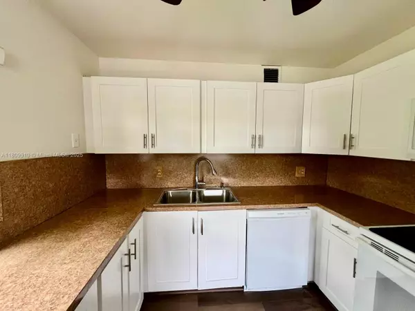 Pembroke Pines, FL 33027,801 SW 133rd Ter #201K