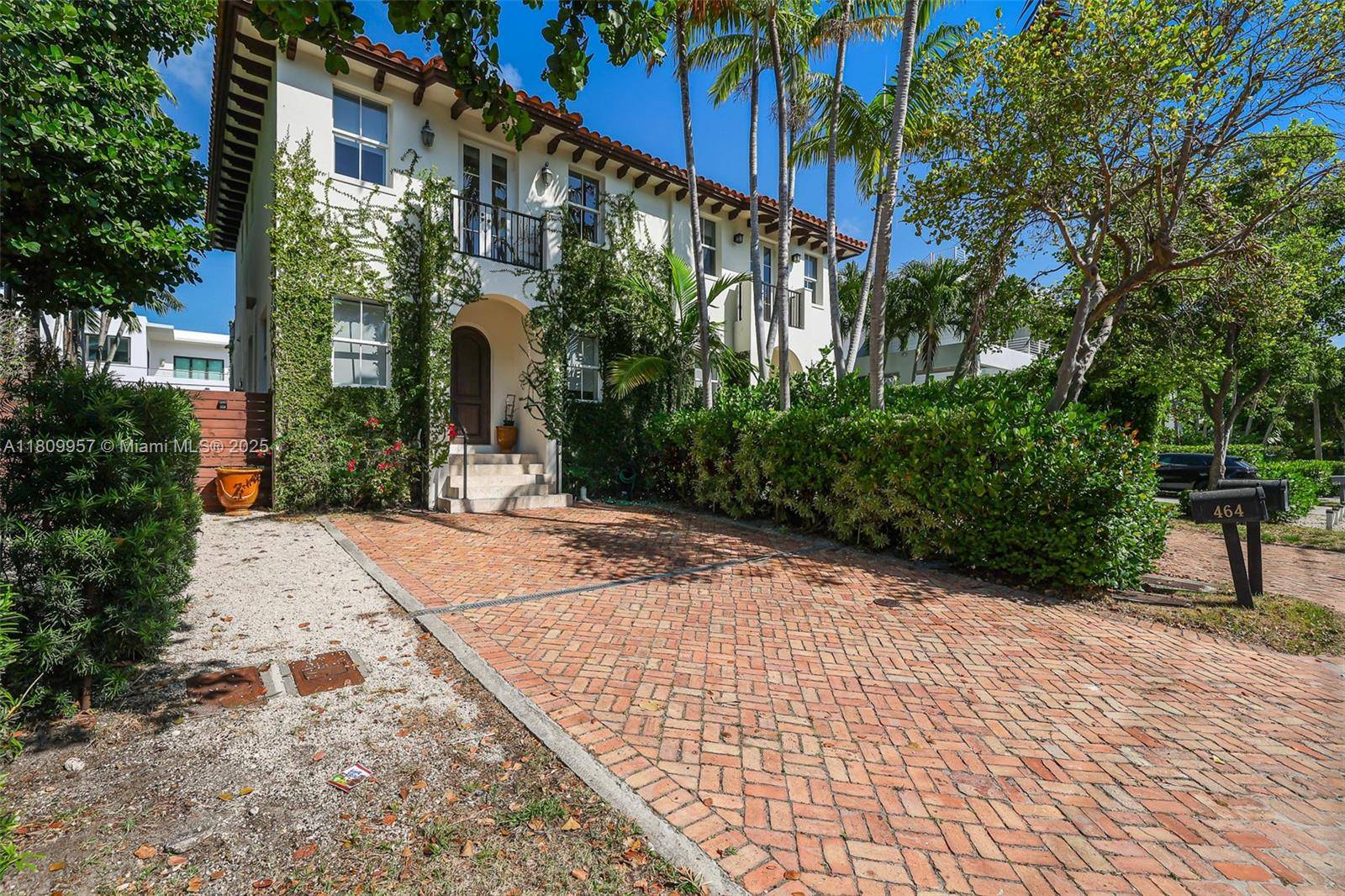 Key Biscayne, FL 33149,464 Fernwood Rd #B
