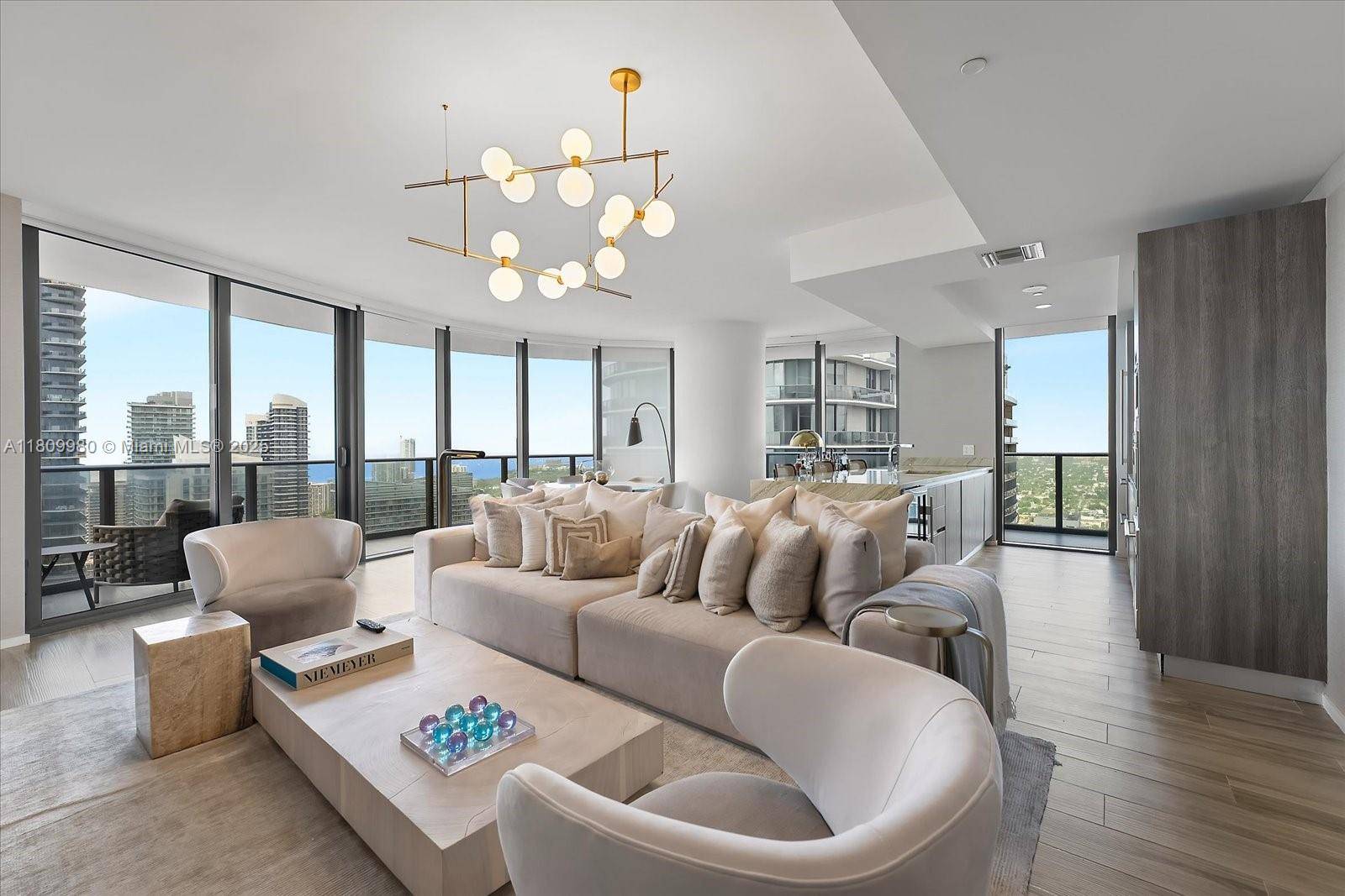 801 S Miami Ave #4501, Miami, FL 33130