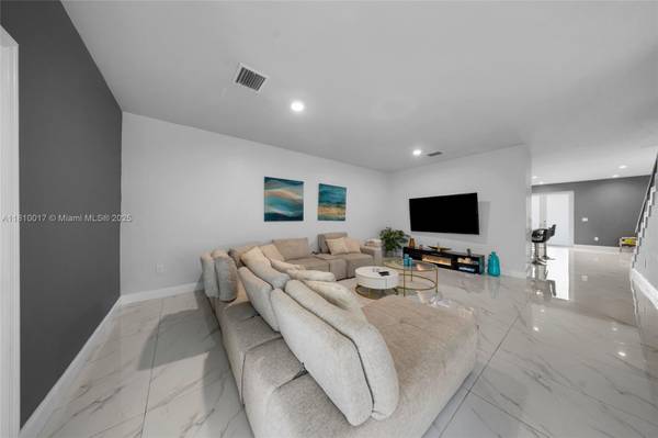 1968 NW 25th ave, Miami, FL 33125