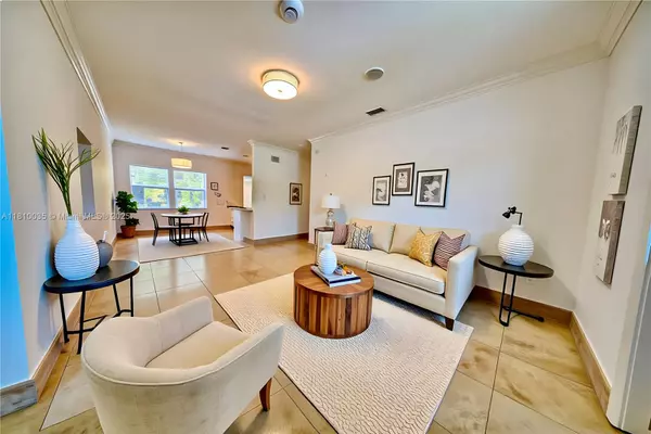Coral Gables, FL 33134,7 Montilla Ave