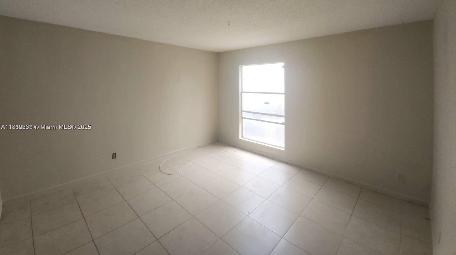 West Palm Beach, FL 33401,1500 N Congress Ave #B53