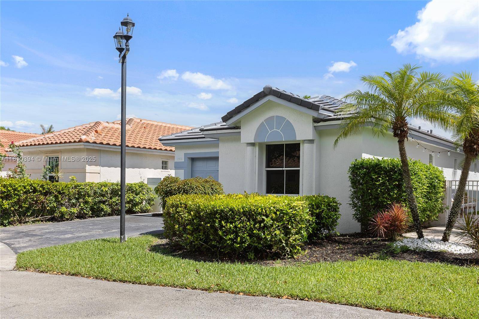 Plantation, FL 33317,7572 NW 3rd St