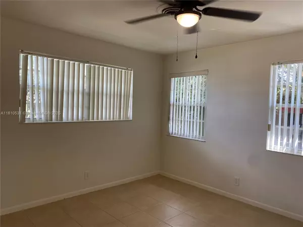 Boca Raton, FL 33486,928 W Camino Real #0