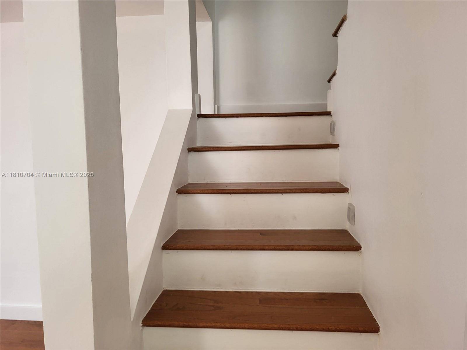 Miami Beach, FL 33141,660 86th St