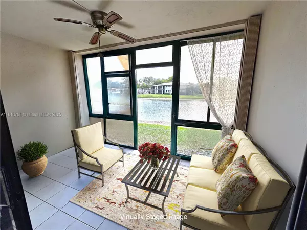 Tamarac, FL 33321,9577 W Mcnab Rd #110