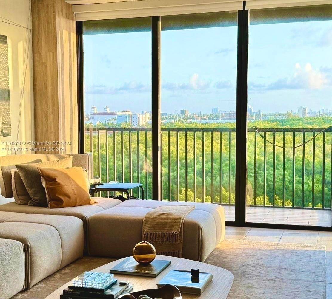 3375 N Country Club Dr #701, Aventura, FL 33180