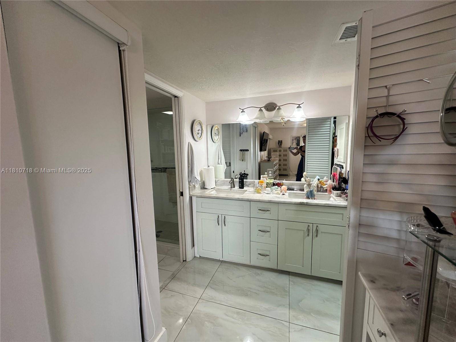 Pembroke Pines, FL 33027,13700 SW 14th St #412D