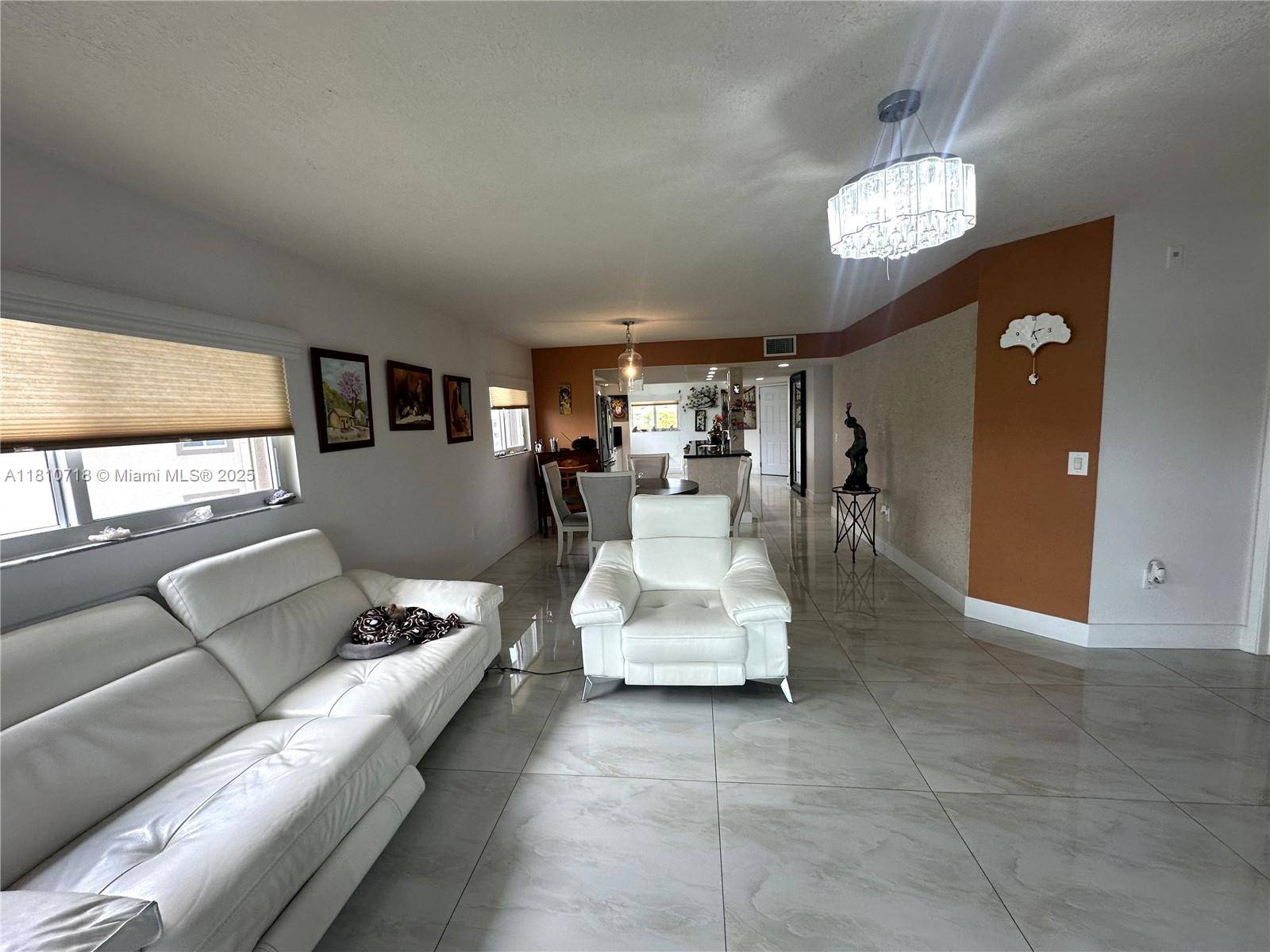 Pembroke Pines, FL 33027,13700 SW 14th St #412D