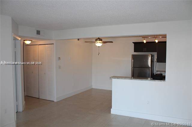 Pembroke Pines, FL 33025,250 W Palm Cir W #307