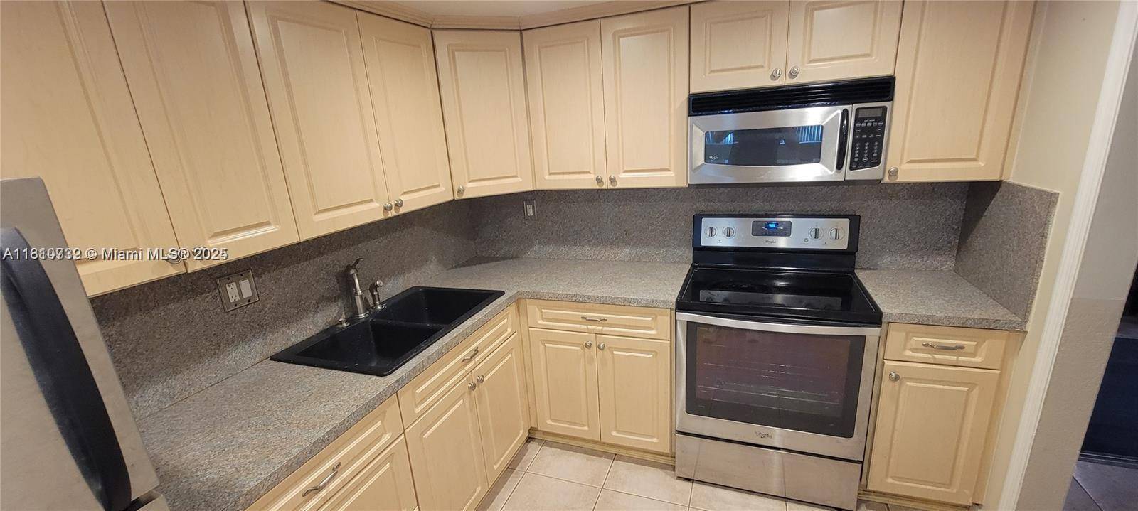 Hollywood, FL 33020,2731 Taft St #106