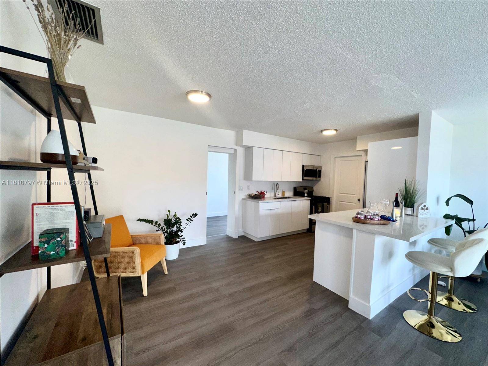 9040 NW 26th Place Sunrise Golf Village, Sunrise, FL 33322