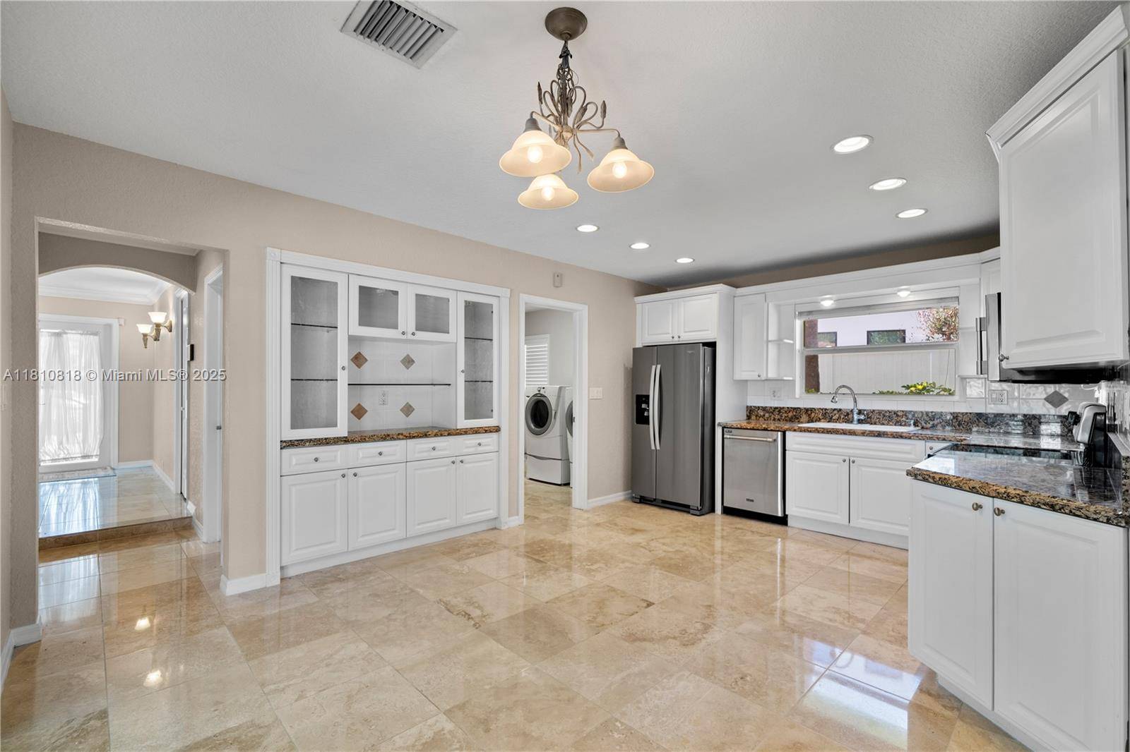 Pompano Beach, FL 33062,2761 NE 22nd Ct