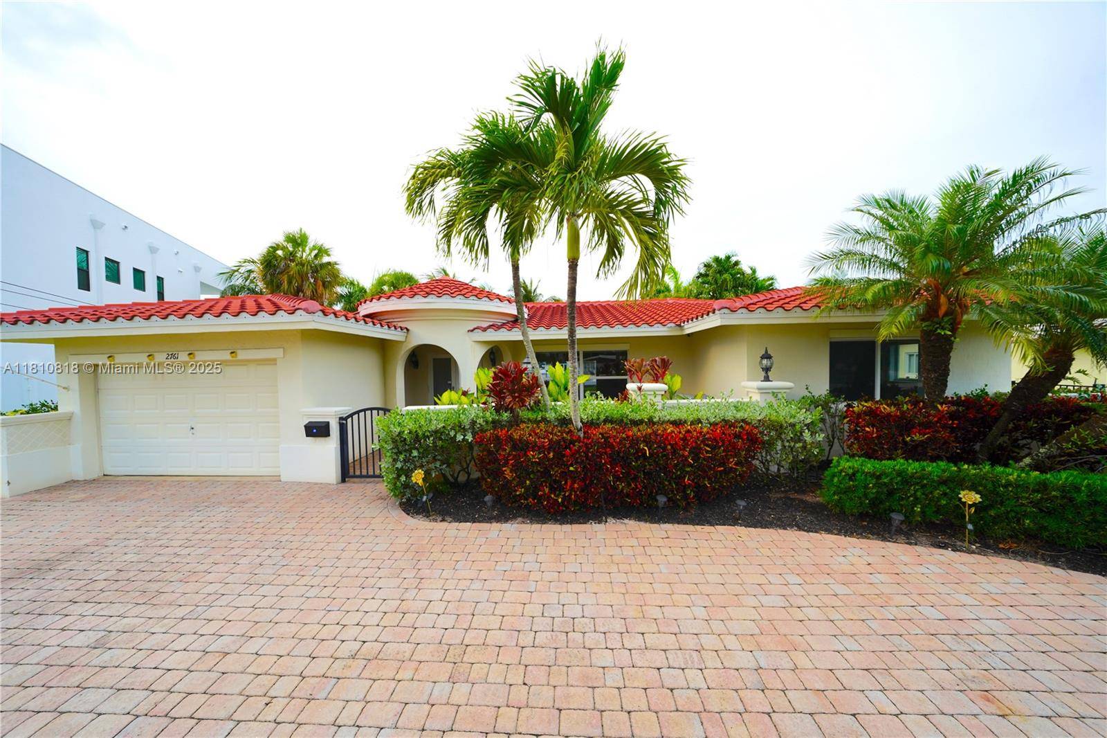 2761 NE 22nd Ct, Pompano Beach, FL 33062