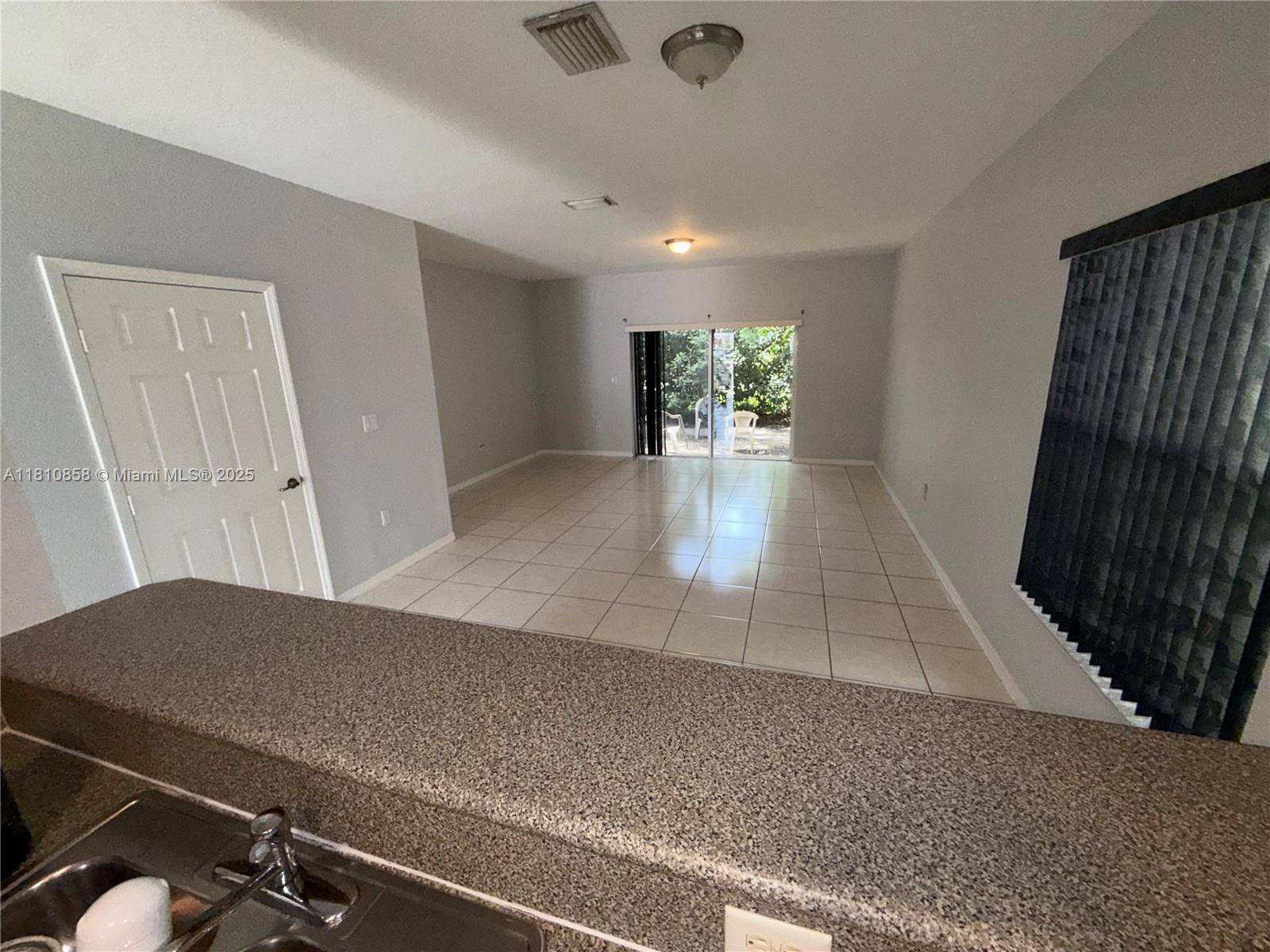 Miramar, FL 33027,14025 SW 49th St #10