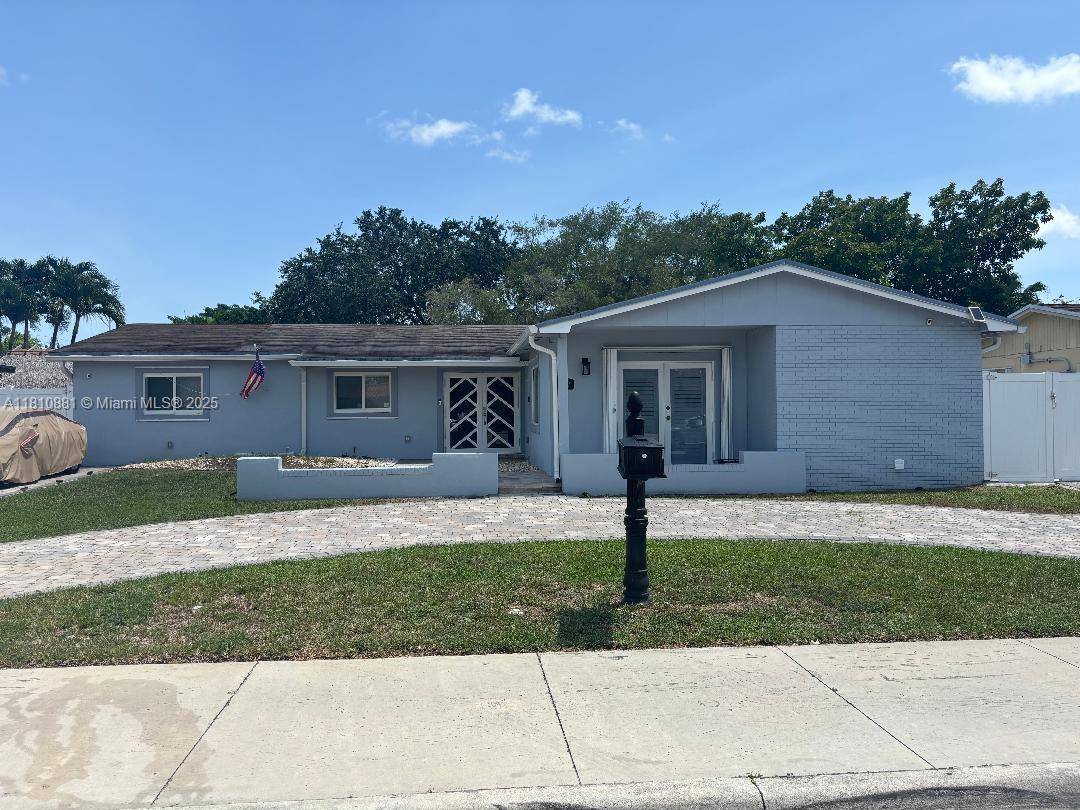 Miami, FL 33175,12710 SW 43rd Dr