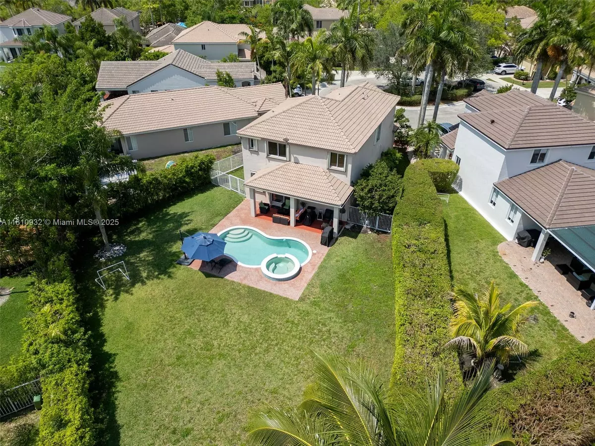 Weston, FL 33327,1030 Bamboo Ln