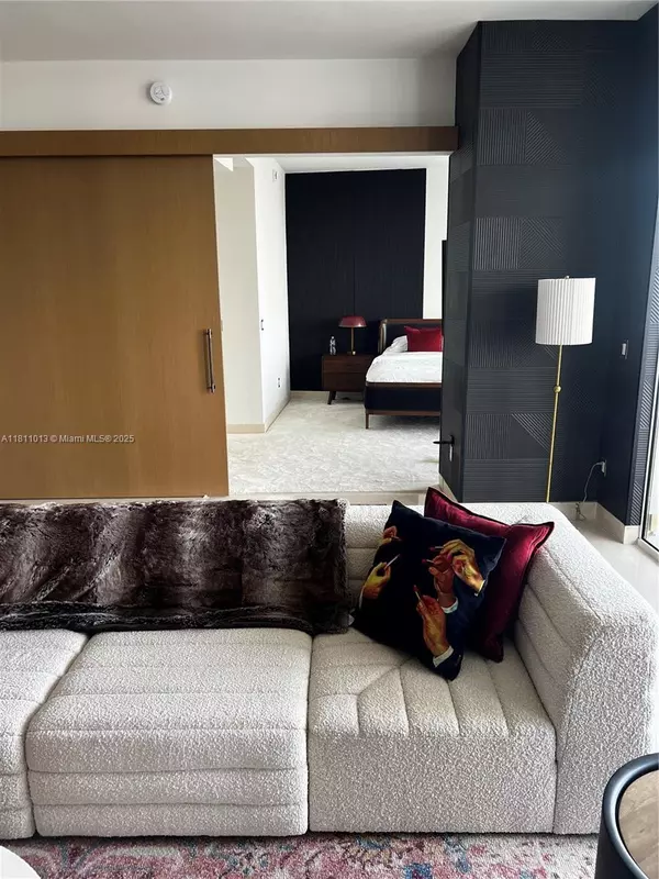 Miami, FL 33131,901 Brickell Key Blvd #3702