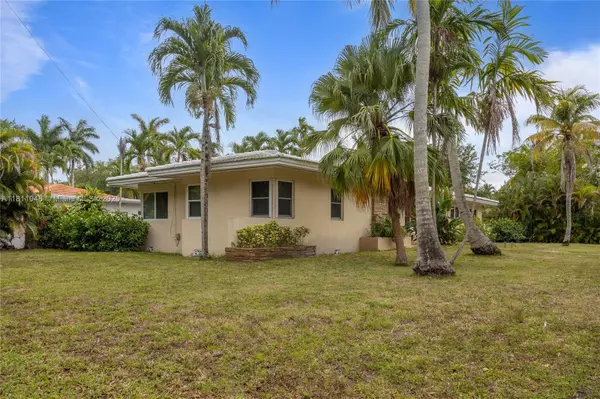 Biscayne Park, FL 33161,790 NE 119th St