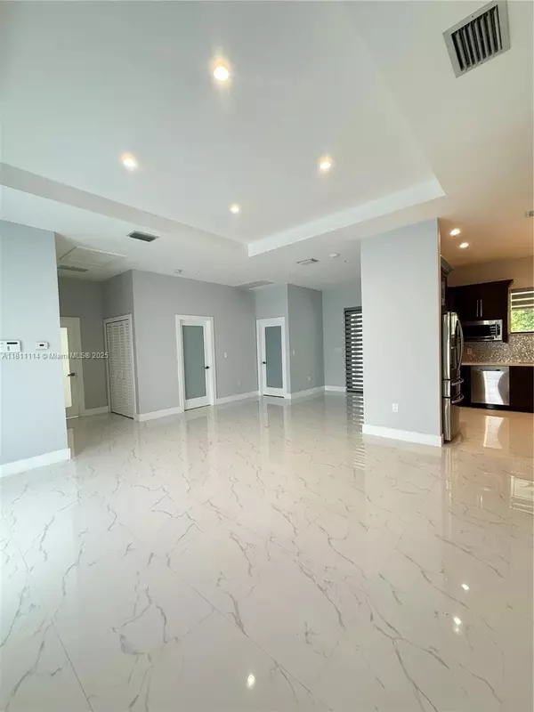 Miami, FL 33177,19120 SW 127th Pl