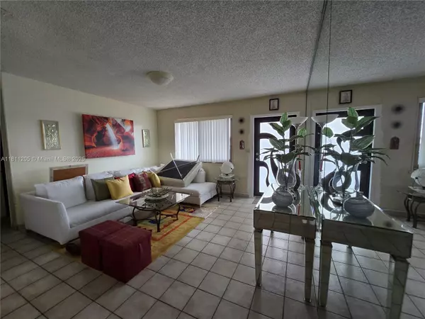 Miami, FL 33147,2815 NW 96th St