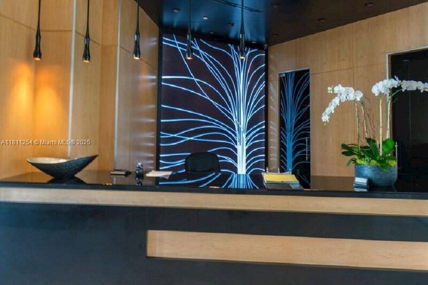Miami, FL 33131,901 Brickell Key Blvd #2701