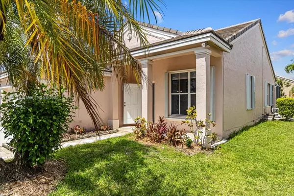 Weston, FL 33327,930 Briar Ridge Rd