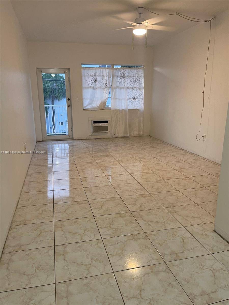 Miami Beach, FL 33141,620 76th St #12