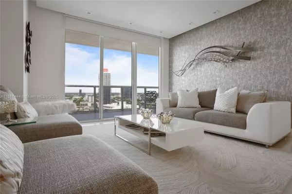 Hallandale Beach, FL 33009,1800 S Ocean Dr #1708