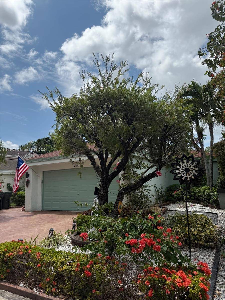 Coconut Creek, FL 33066,3720 NW 20th St
