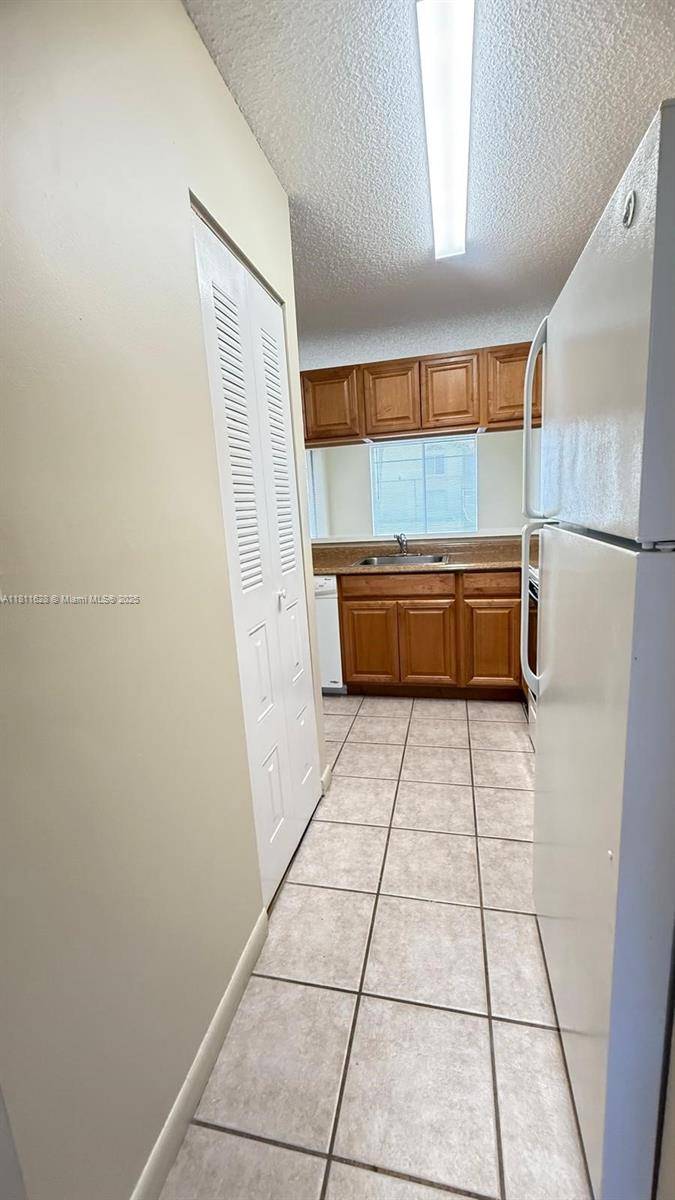 Coral Springs, FL 33071,Address not disclosed