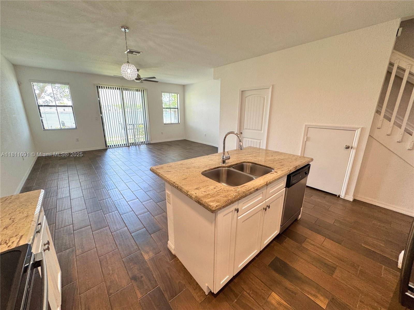 Pompano Beach, FL 33064,1071 NW 33rd Mnr