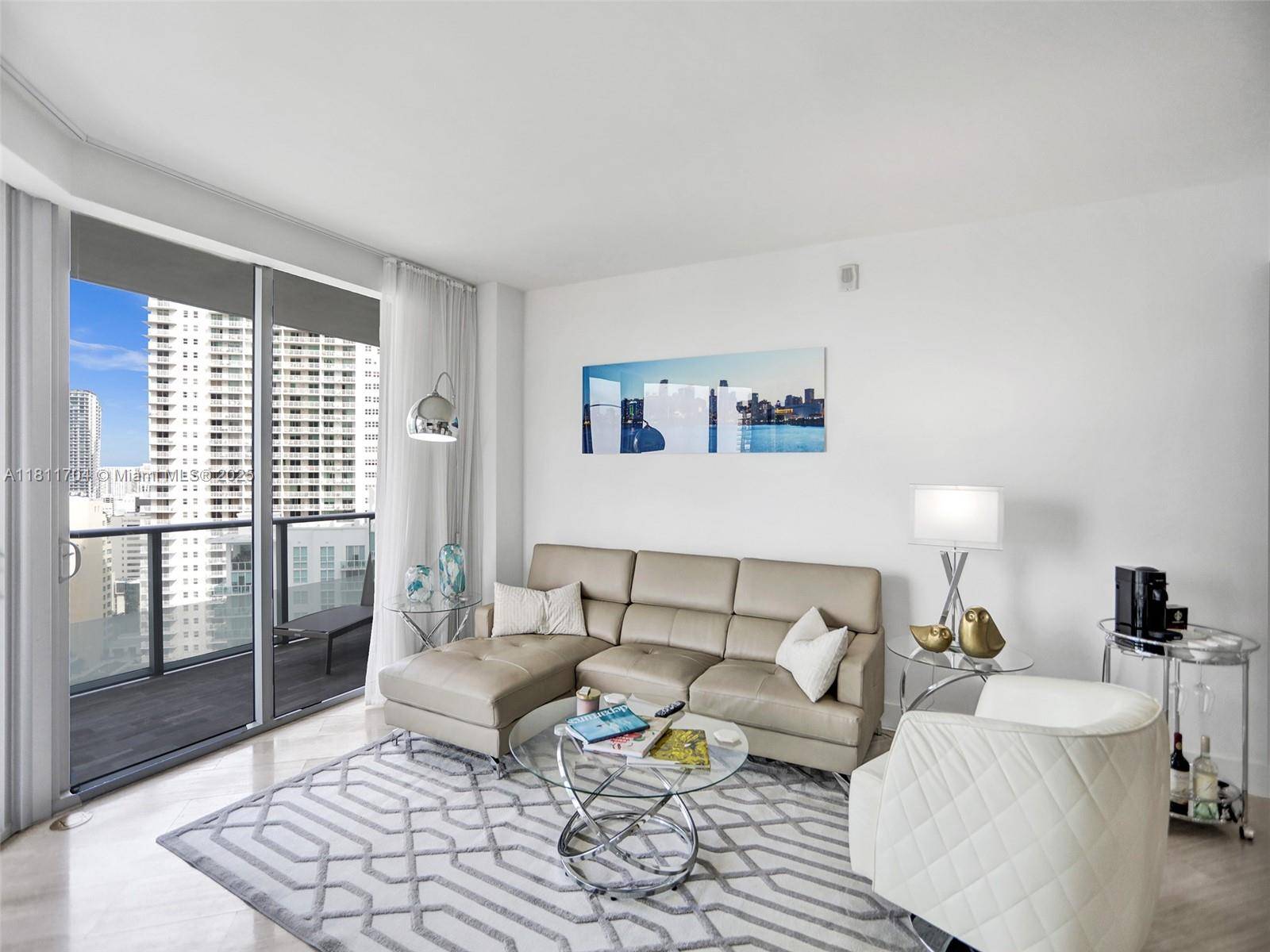 Miami, FL 33131,1300 Brickell Bay Dr #2702