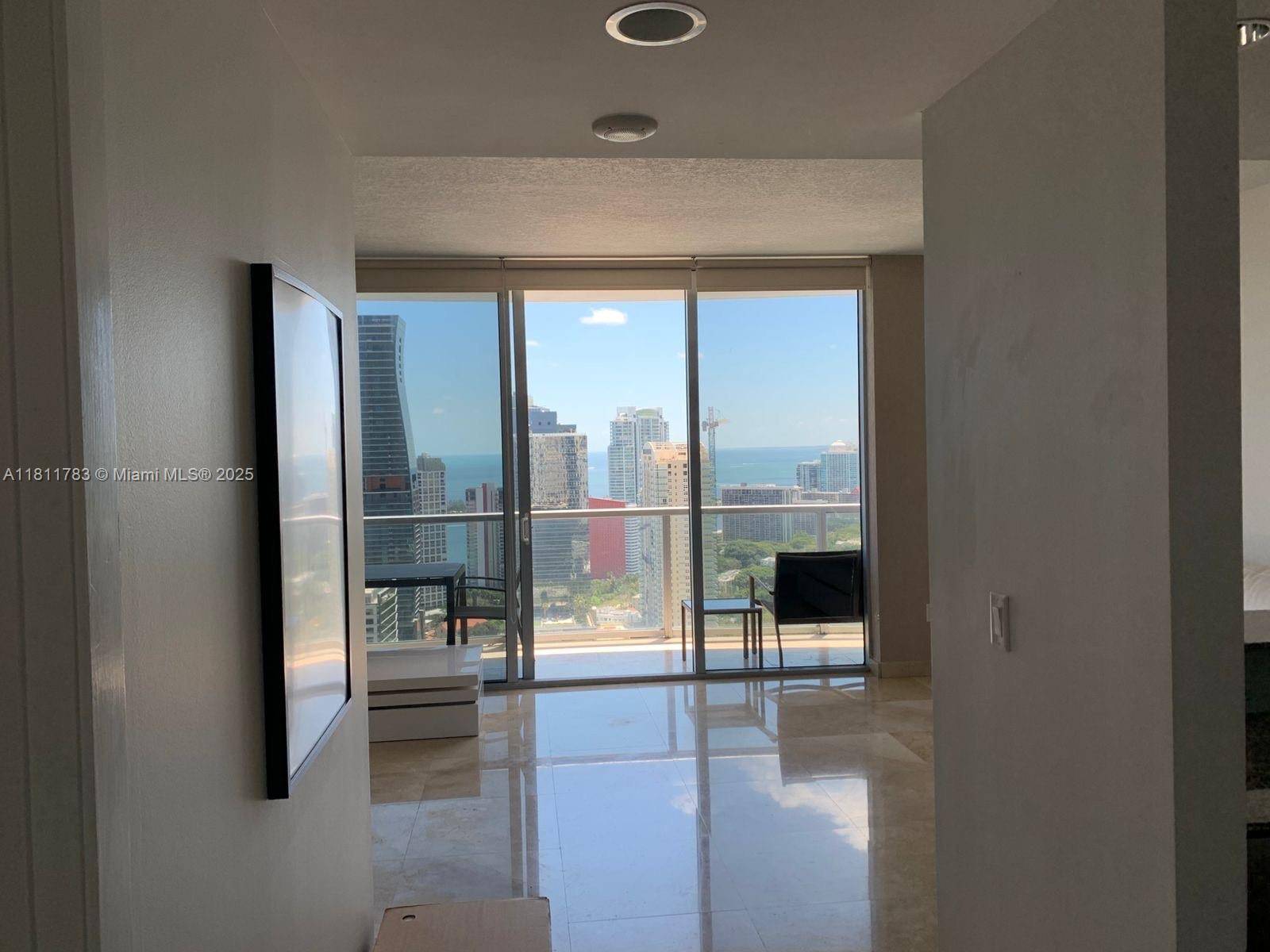 Miami, FL 33131,1060 Brickell Ave #3909