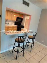 Weston, FL 33326,120 Lakeview Dr #210