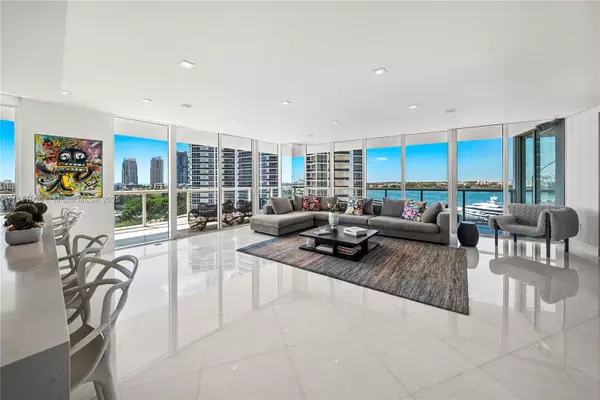 Miami Beach, FL 33139,450 Alton Rd #1007