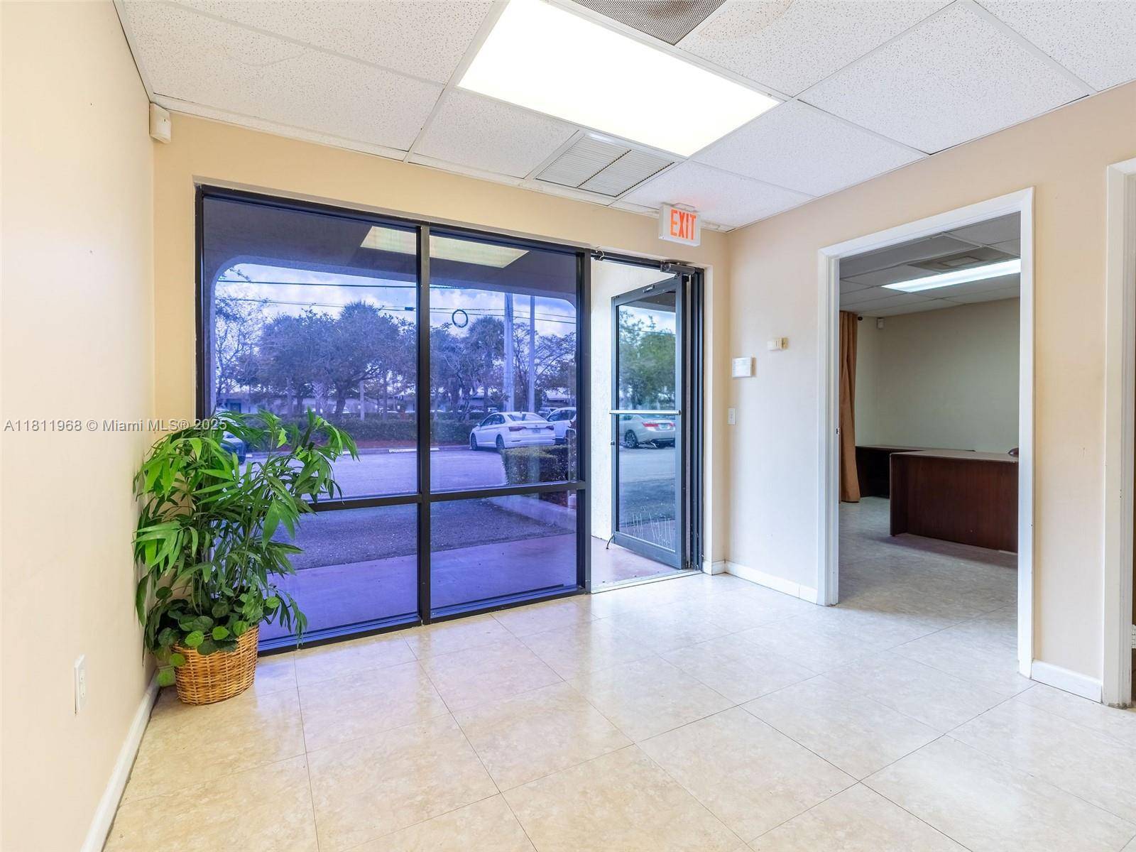 Sunrise, FL 33351,10082 NW 50th St