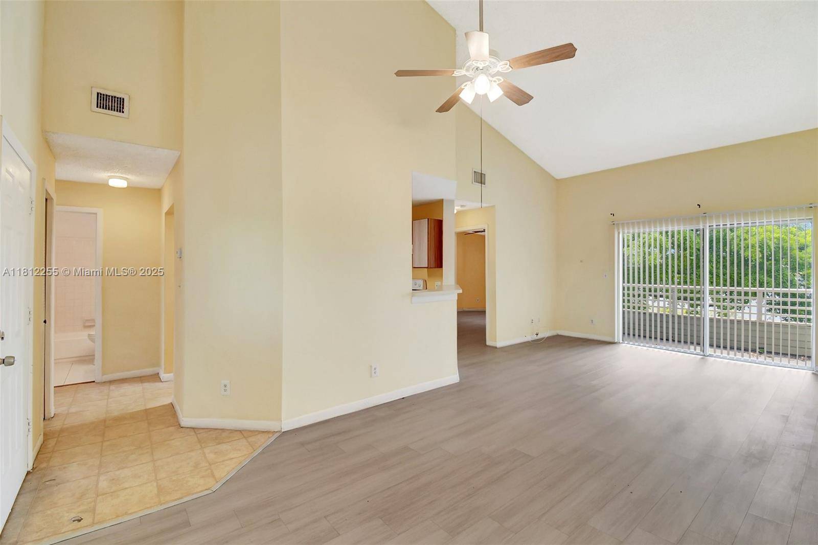 Oakland Park, FL 33309,3401 NW 44th St #201