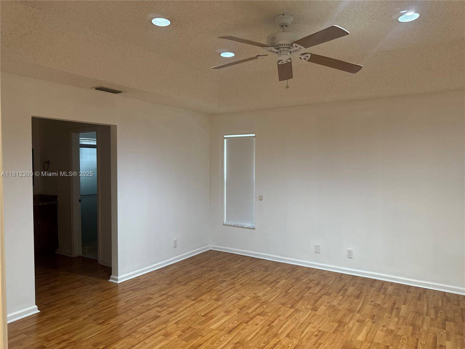 Sunrise, FL 33326,928 SW 149th Ter #928