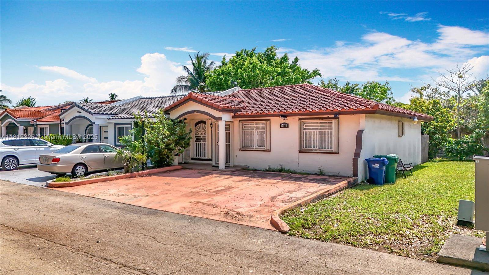 Hialeah, FL 33015,17372 NW 76th Ct