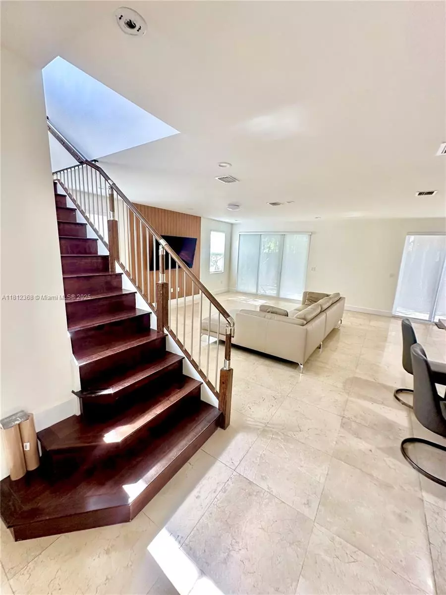 Doral, FL 33178,10450 NW 69th Ter