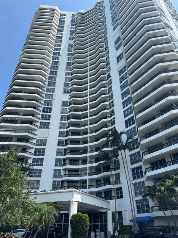 Aventura, FL 33180,3530 Mystic Pointe Dr #601