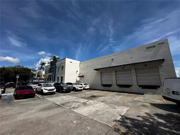 Doral, FL 33172,10815 NW 33rd St